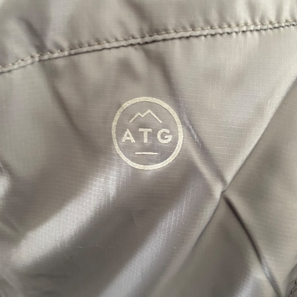 ATG x Wrangler Reversible Classic Vest -- NWOT - Picture 2 of 6